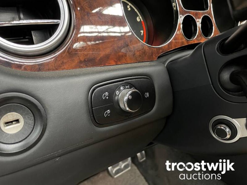 Bentley Continental GTC 6.0 W12 560PS 2007, 09-TPX-5