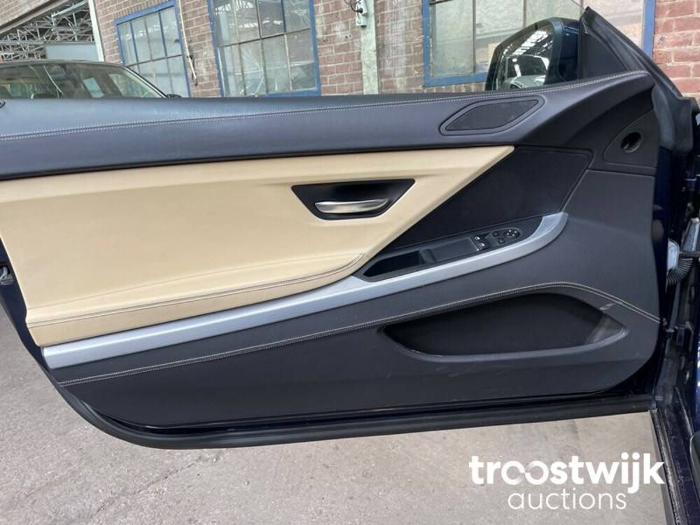 BMW 640i 3.0 L6 6er Serie 235PS 2012