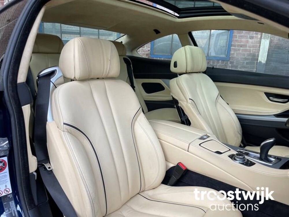 BMW 640i 3.0 L6 6er Serie 235PS 2012