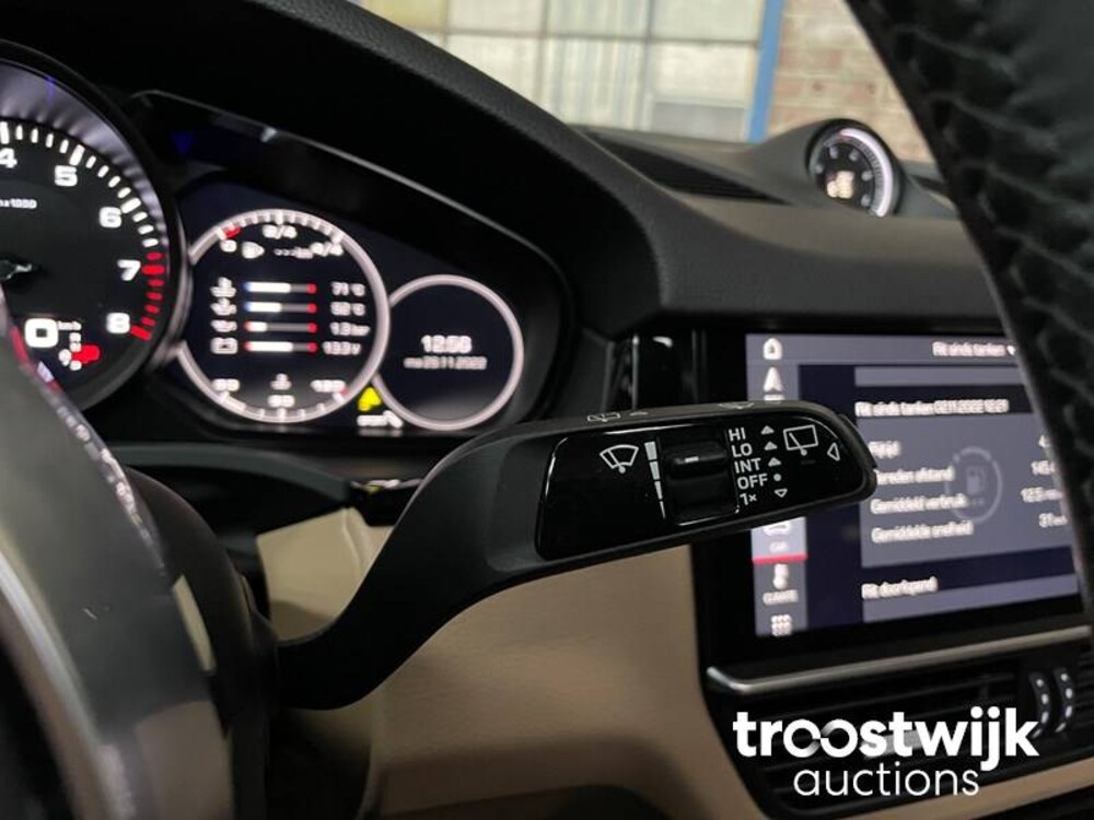 Porsche Cayenne 3.0 V6 340PS 2018 NEUES-MODELL -Orig. NL-, ST-296-D