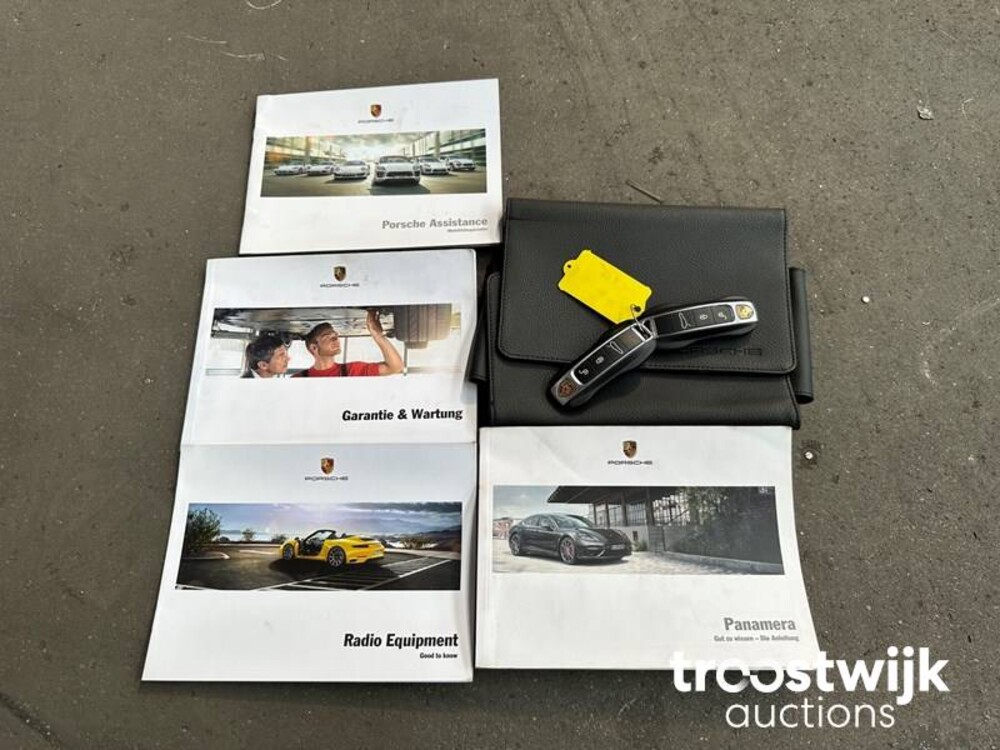 Porsche Panamera Turbo 4.0 V8 549 PS NEUES MODELL (2017 MY) Sport Chrono, L-894-DF
