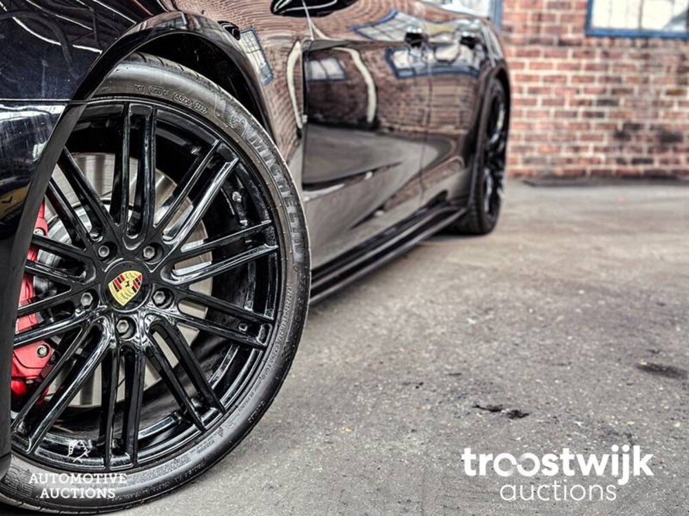 Porsche Panamera Turbo 4.0 V8 549 PS NEUES MODELL (2017 MY) Sport Chrono, L-894-DF