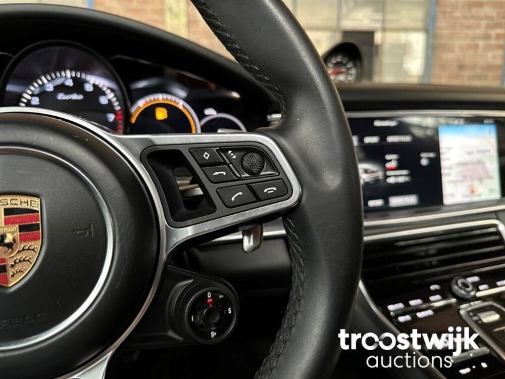 Porsche Panamera Turbo 4.0 V8 549 PS NEUES MODELL (2017 MY) Sport Chrono, L-894-DF