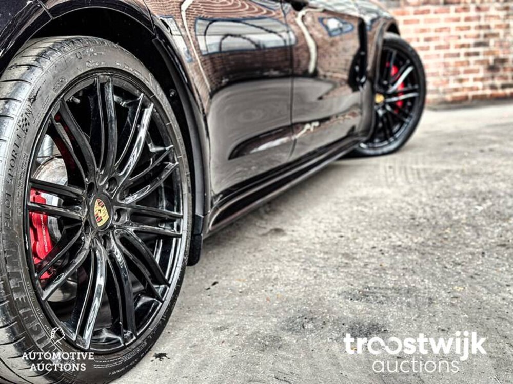 Porsche Panamera Turbo 4.0 V8 549 PS NEUES MODELL (2017 MY) Sport Chrono, L-894-DF