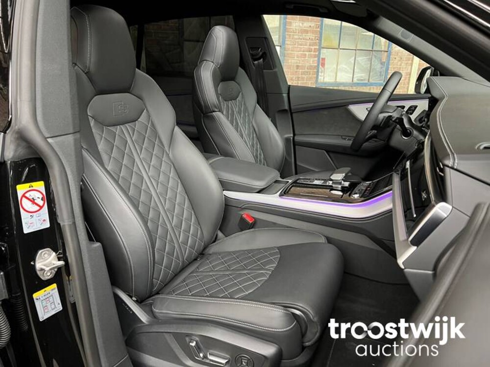 Audi Q8 60 TFSIe S-Line 3.0 Quattro  467 PS 2022, T-001-HD