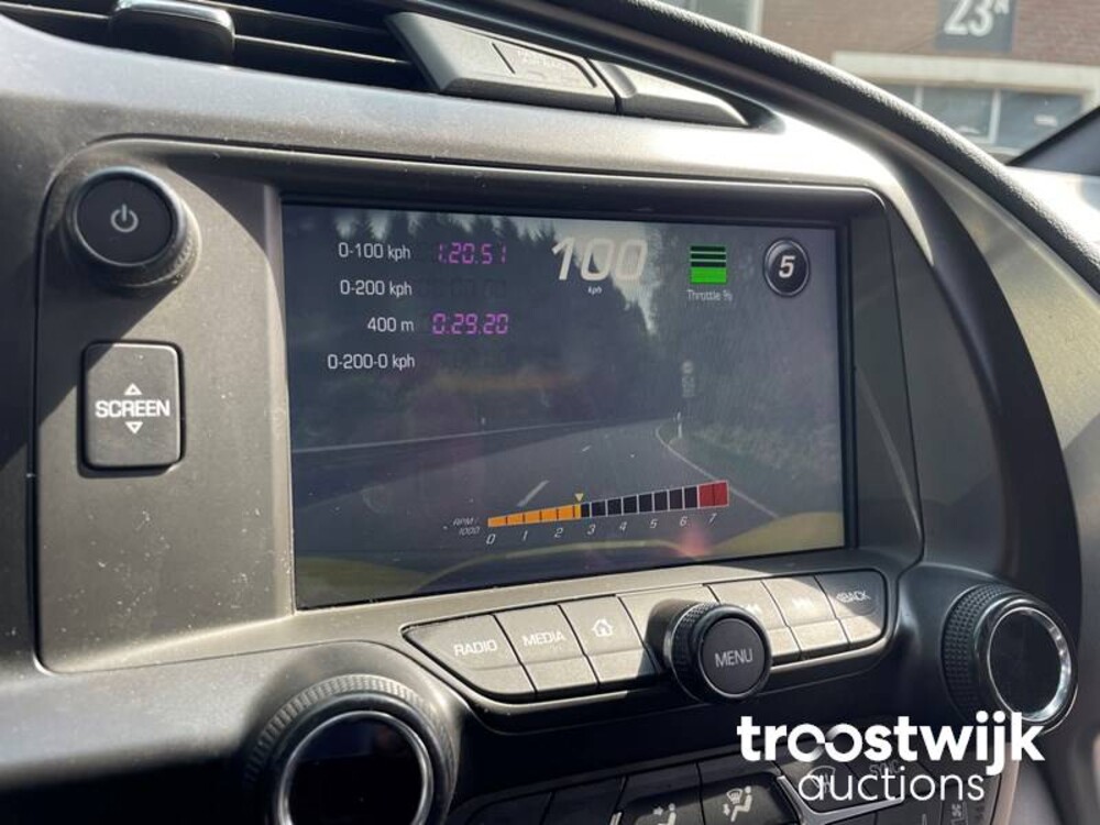 Chevrolet Corvette C7 Convertible 6.2 V8 Stingray 466PS 2015, L-032-RG