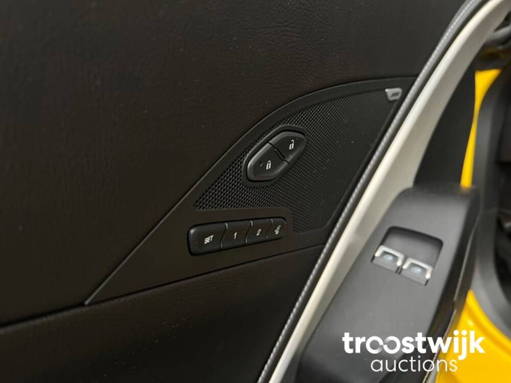 Chevrolet Corvette C7 Convertible 6.2 V8 Stingray 466PS 2015, L-032-RG