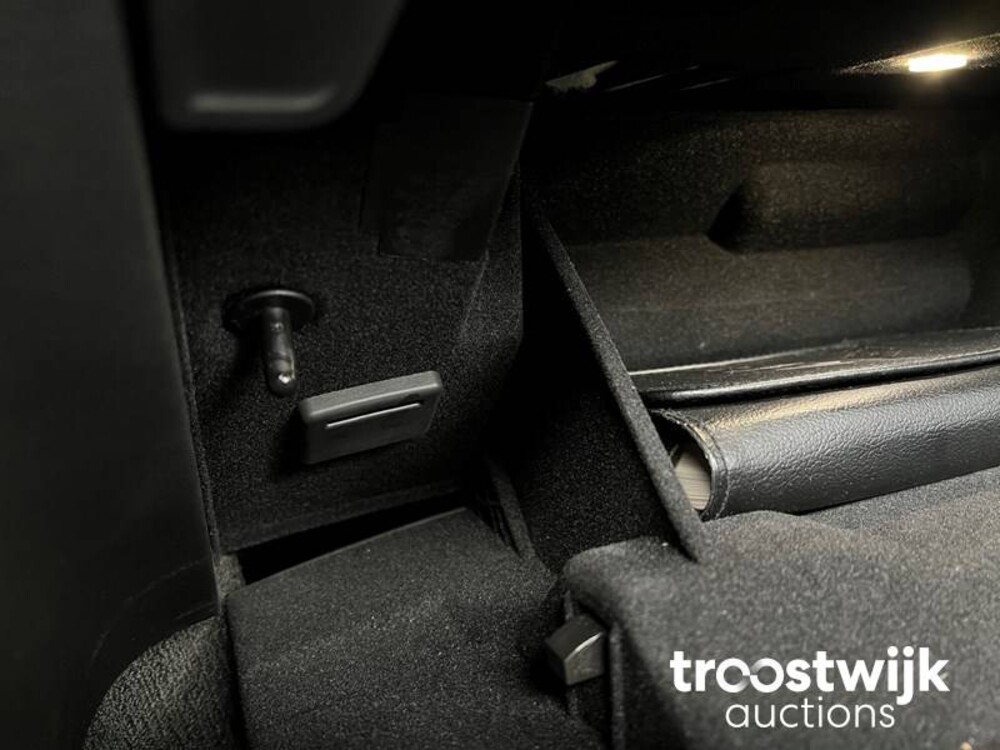 Chevrolet Corvette C7 Convertible 6.2 V8 Stingray 466PS 2015, L-032-RG