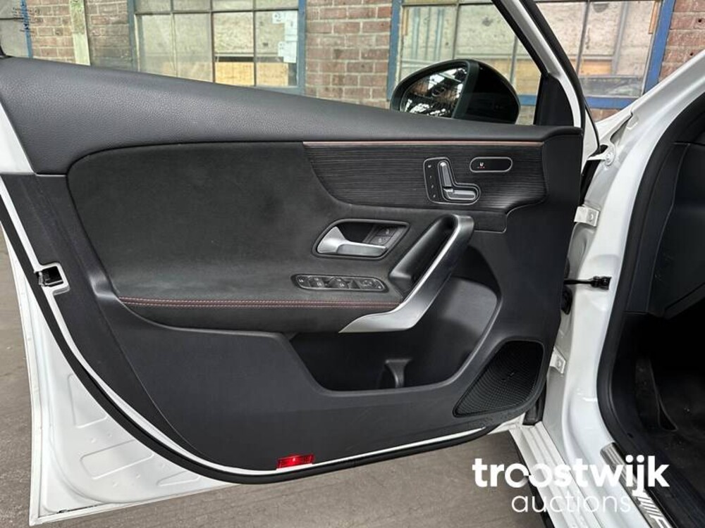 Mercedes-Benz A35 AMG 4Matic A-klasse 306 PS 2019, R-560-FT