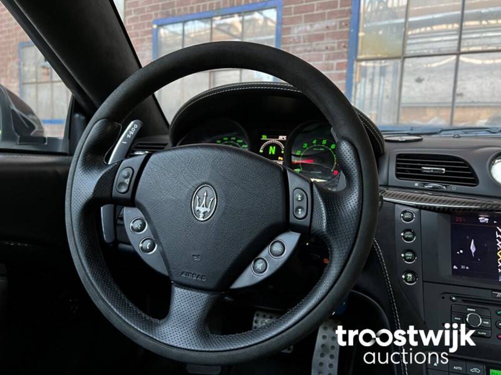 Maserati GranTurismo 4.7 MC Stradale 450PS 2011, L-647-FF