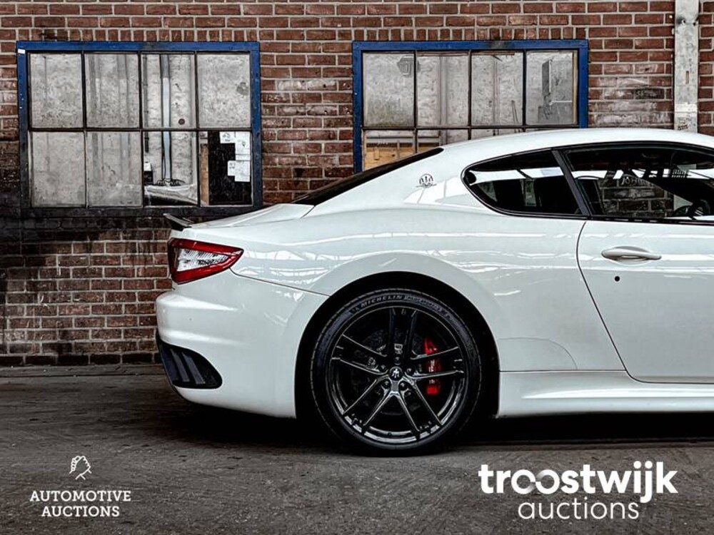 Maserati GranTurismo 4.7 MC Stradale 450PS 2011, L-647-FF