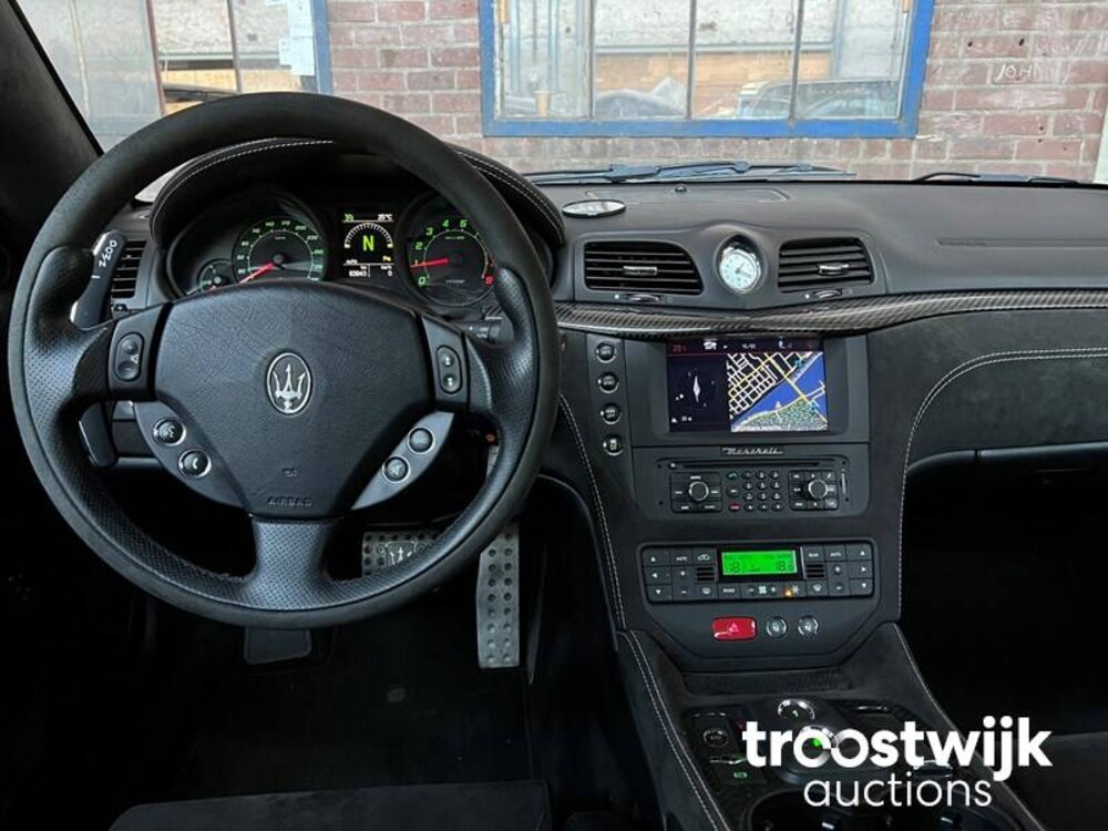 Maserati GranTurismo 4.7 MC Stradale 450PS 2011, L-647-FF