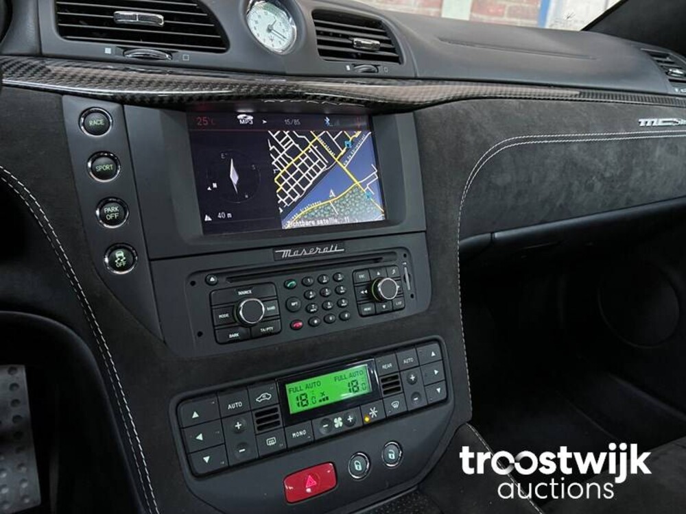 Maserati GranTurismo 4.7 MC Stradale 450PS 2011, L-647-FF