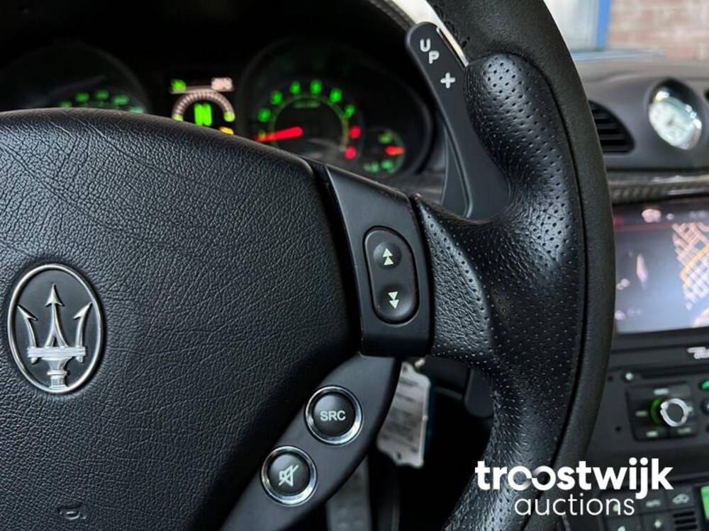 Maserati GranTurismo 4.7 MC Stradale 450PS 2011, L-647-FF