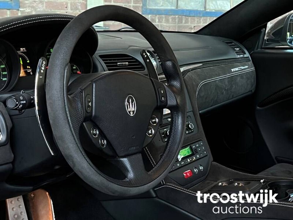 Maserati GranTurismo 4.7 MC Stradale 450PS 2011, L-647-FF