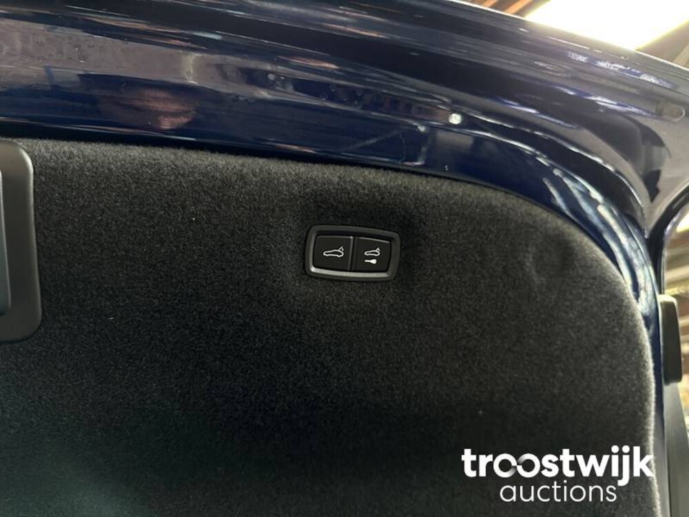 Porsche Taycan Turbo 84 kWh 625PS 2023 Sport-Chrono NEUE GARANTIE -Orig. NL-, S-306-FB -Herstellergarantie-