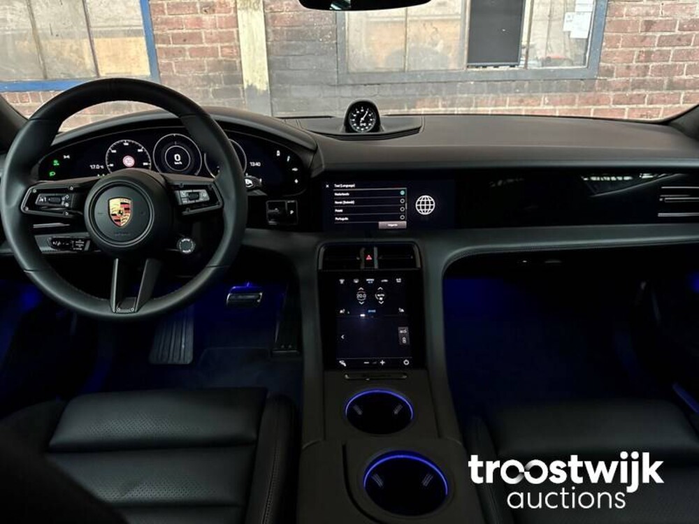 Porsche Taycan Turbo 84 kWh 625PS 2023 Sport-Chrono NEUE GARANTIE -Orig. NL-, S-306-FB -Herstellergarantie-