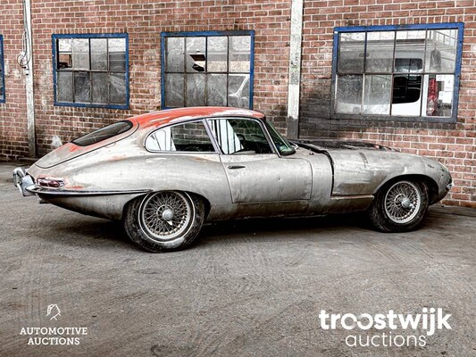 Jaguar E-Type (XKE) 3.8 Coupe (FHC) 1963