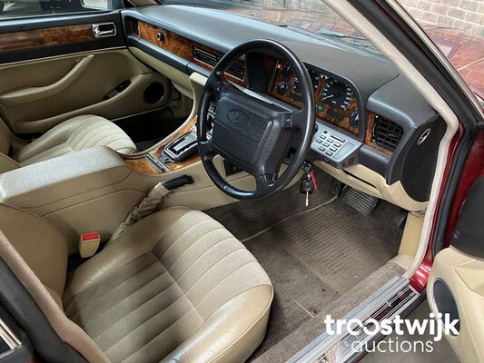 Jaguar XJ6 4.0 226pk 1993, 04-NSN-2