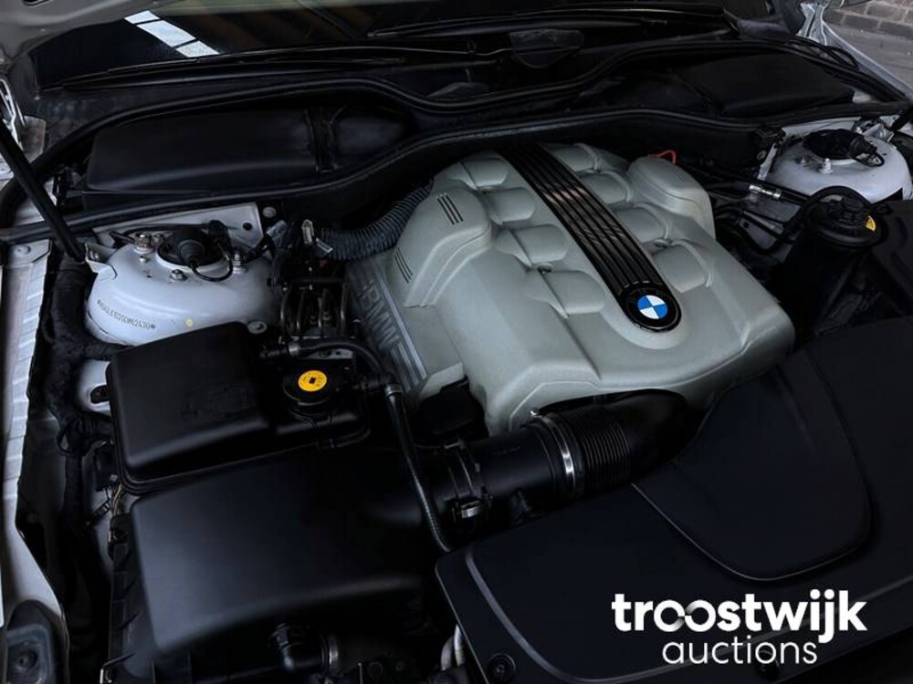 BMW 745i Executive E65 4.4 V8 333pk 2003 -Youngtimer-