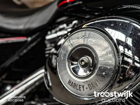 Harley-Davidson Road King FLHR Cruiser 1450cc 67pk 2004 Motorfiets 