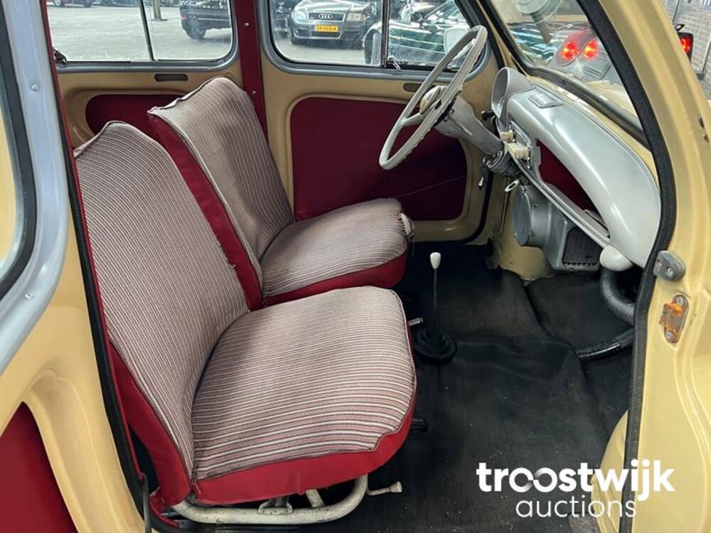 Renault 4 CV R1062 Sport 1961