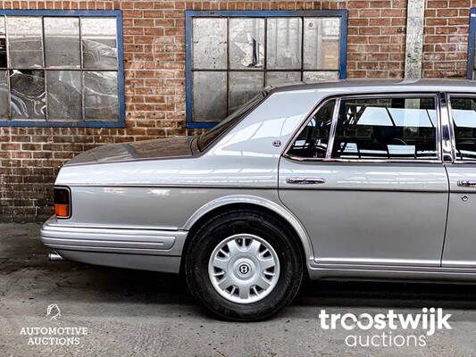 Bentley Brooklands 6.8 V8 249PS 1996, 95-HGZ-1