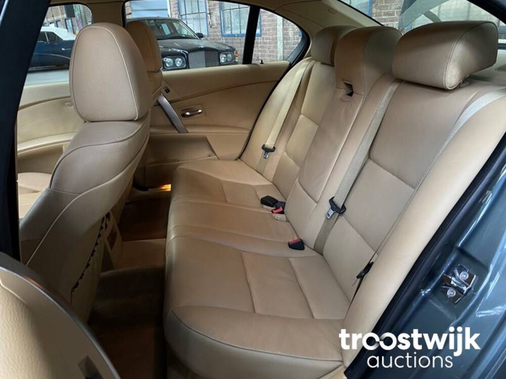 BMW 530i Executive E60 231pk 2003 -Orig. NL-, 40-NB-ZP