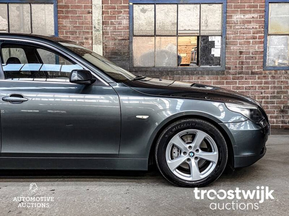 BMW 530i Executive E60 231pk 2003 -Orig. NL-, 40-NB-ZP