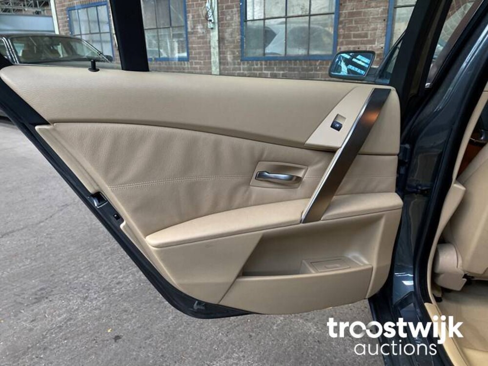 BMW 530i Executive E60 231pk 2003 -Orig. NL-, 40-NB-ZP