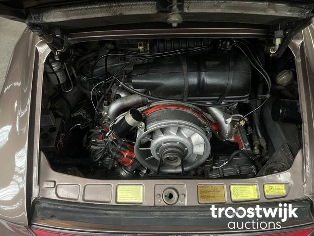 Porsche 911 Targa 3.0 SC 204pk 1983