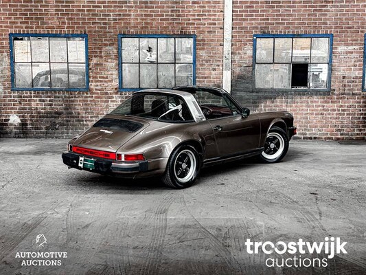 Porsche 911 Targa 3.0 SC 204PS 1983