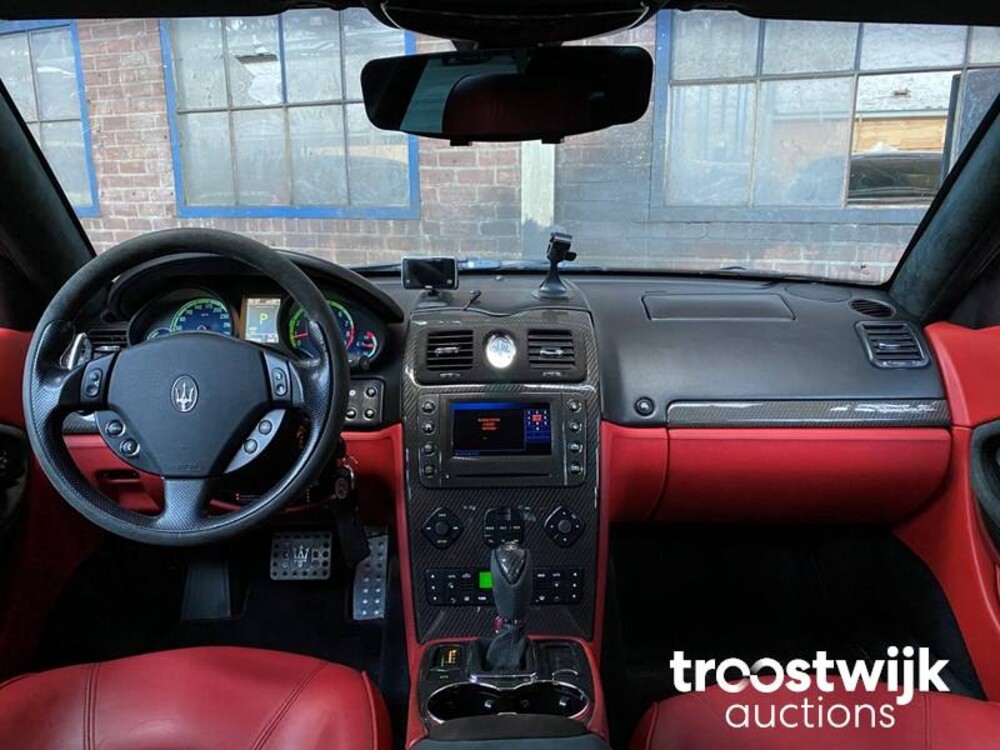 Maserati Quattroporte 4.2 V8 Sport GT S 401pk 2008