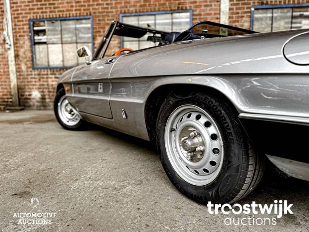 Alfa Romeo Spider 2.0 Veloce 128pk 1984, JD-XP-73