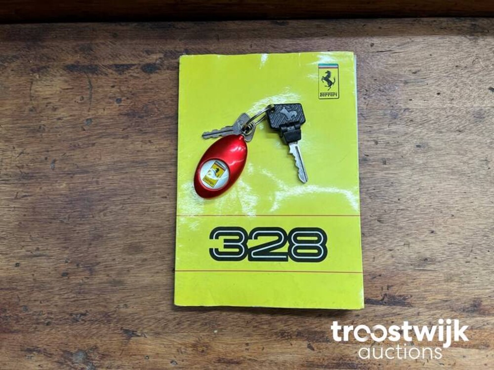 Ferrari 328 GTB 3200 Quattrovalvole 271pk 1989, 04-LXS-1