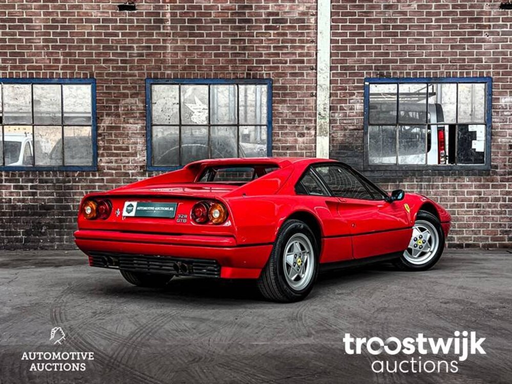 Ferrari 328 GTB 3200 Quattrovalvole 271pk 1989, 04-LXS-1