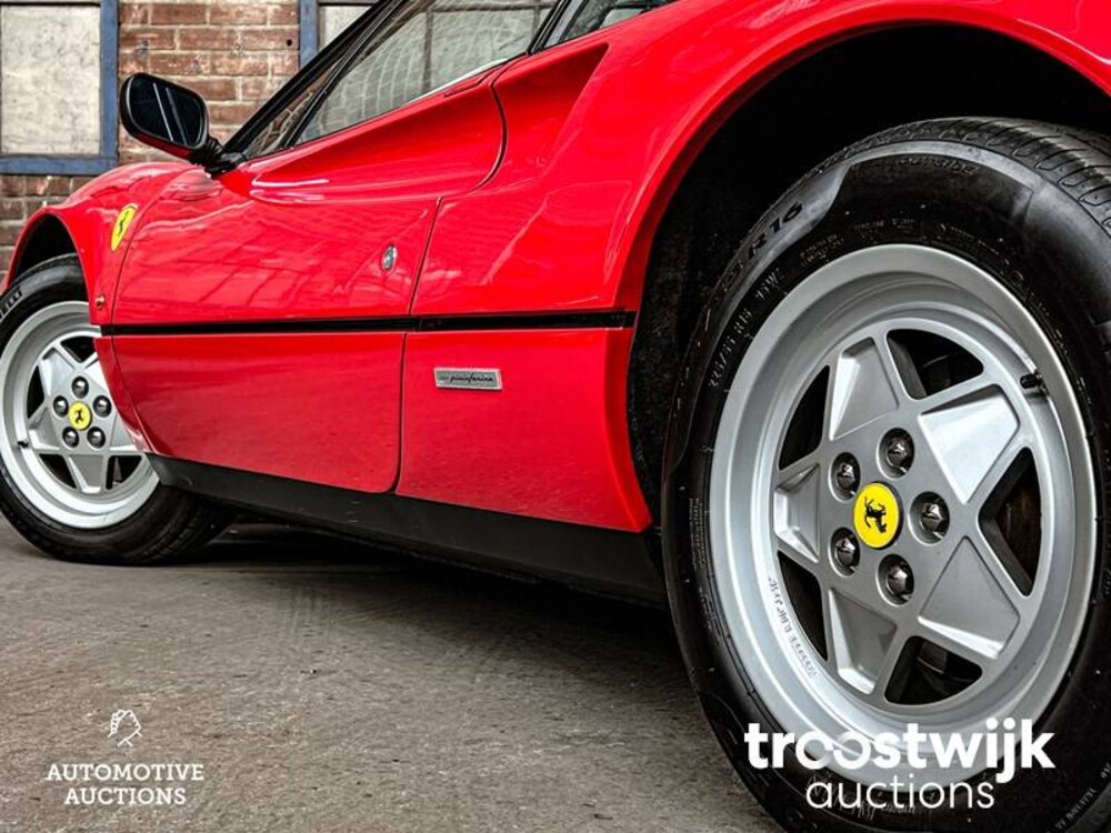 Ferrari 328 GTB 3200 Quattrovalvole 271pk 1989, 04-LXS-1