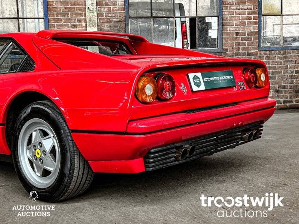 Ferrari 328 GTB 3200 Quattrovalvole 271pk 1989, 04-LXS-1