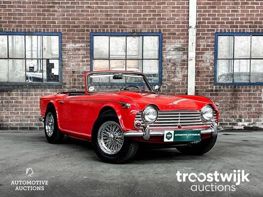 Triumph TR 4 A 2.1A Cabriolet -Org.NL- 1966, 49-21-BX