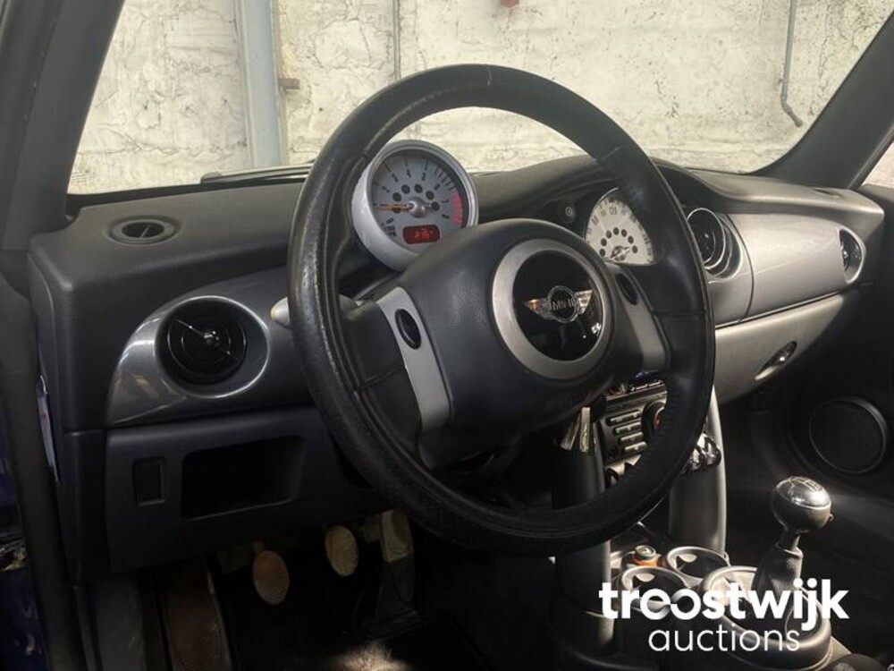 Mini Cooper 1.6 116PS 2005, 61-GZG-6