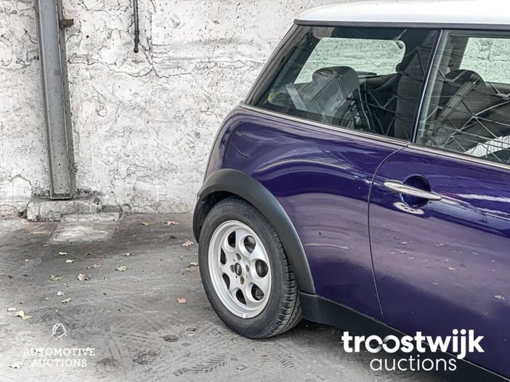 Mini Cooper 1.6 116PS 2005, 61-GZG-6