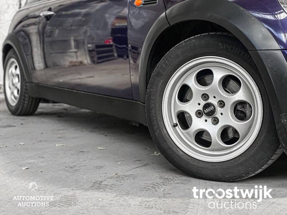 Mini Cooper 1.6 116PS 2005, 61-GZG-6