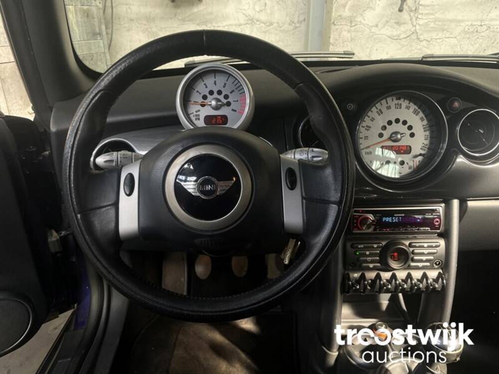 Mini Cooper 1.6 116PS 2005, 61-GZG-6