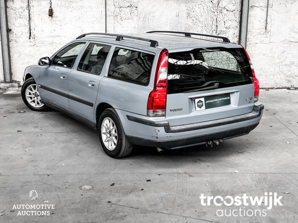 Volvo V70 Comfort Line 2.4 170PS 2001 -Orig. NL-, 49-HG-PV