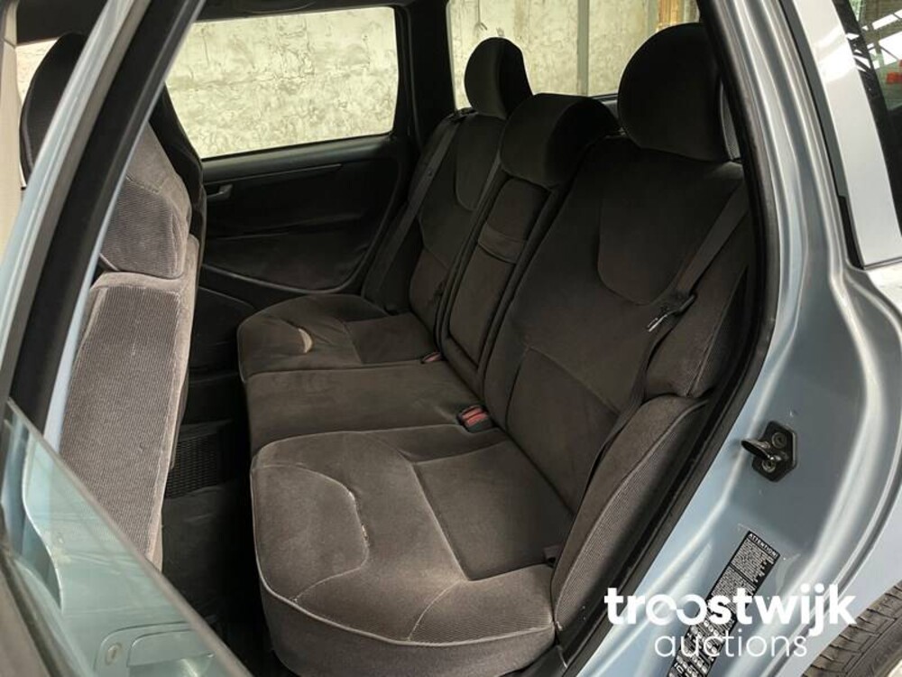 Volvo V70 Comfort Line 2.4 170PS 2001 -Orig. NL-, 49-HG-PV