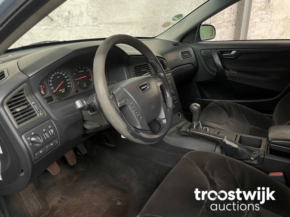 Volvo V70 Comfort Line 2.4 170PS 2001 -Orig. NL-, 49-HG-PV