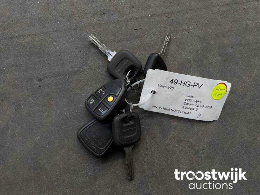 Volvo V70 Comfort Line 2.4 170PS 2001 -Orig. NL-, 49-HG-PV