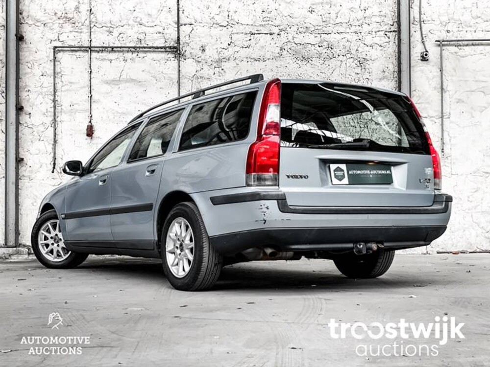 Volvo V70 Comfort Line 2.4 170PS 2001 -Orig. NL-, 49-HG-PV