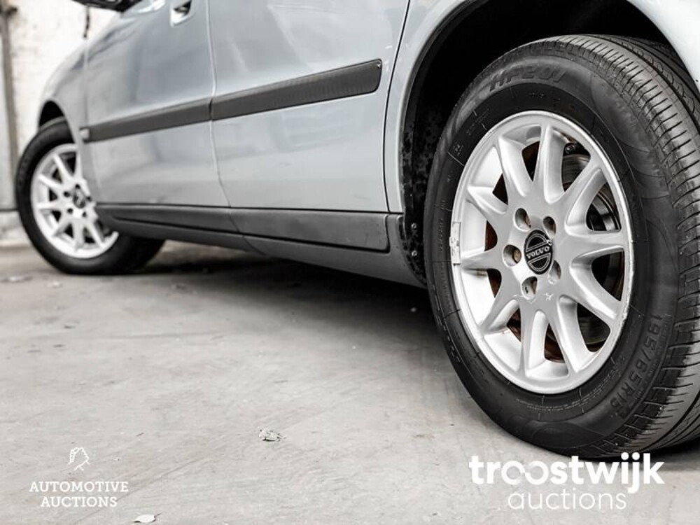 Volvo V70 Comfort Line 2.4 170PS 2001 -Orig. NL-, 49-HG-PV