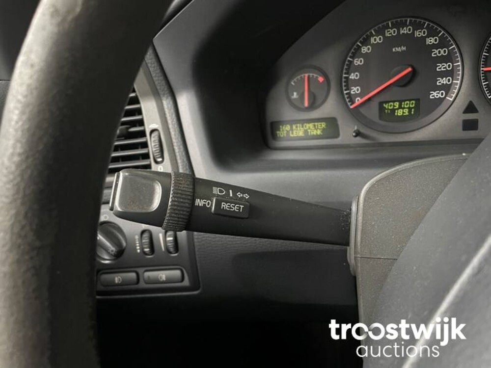 Volvo V70 Comfort Line 2.4 170PS 2001 -Orig. NL-, 49-HG-PV